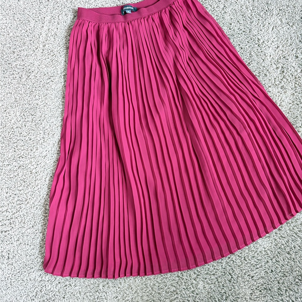ModCloth Pleated Red Women’s A-line Skirt - M
